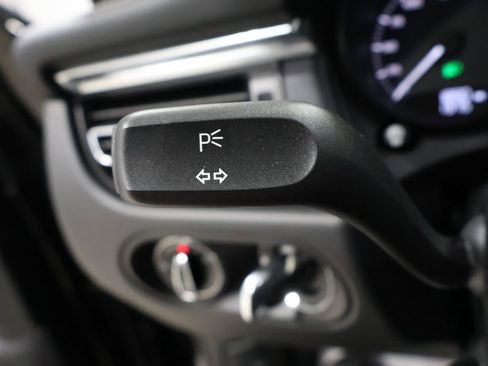 Used 2026 Porsche Macan GTS image 32