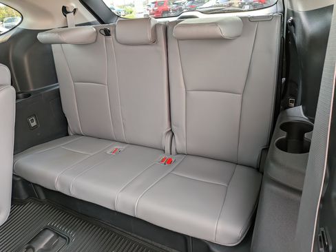 Certified 2025 Toyota Highlander Platinum AWD/4WD image 24