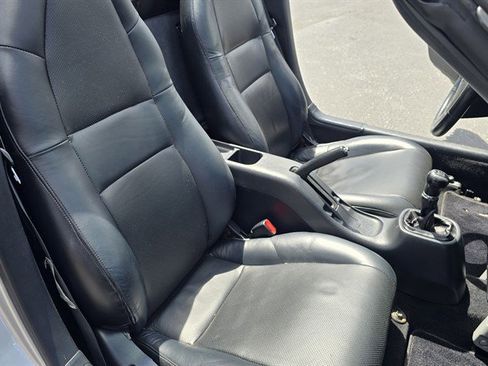 Used 2001 Toyota MR2 image 17