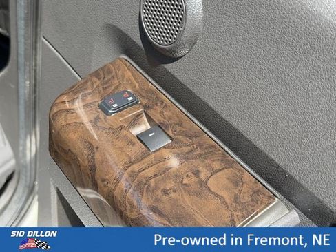 Used 2014 Ford F250 Platinum w/ FX4 Off-Road Package AWD/4WD image 18
