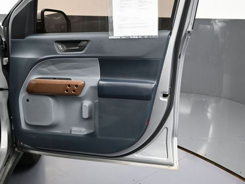 Used 2022 Ford Maverick Lariat w/ Lariat Luxury Package image 36