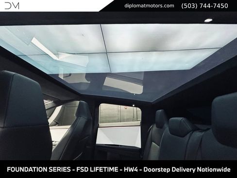 Used 2024 Tesla Cybertruck Cyberbeast AWD/4WD image 23