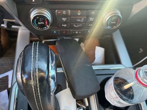 Used 2018 Ford F150 Lariat w/ Equipment Group 502A Luxury image 18