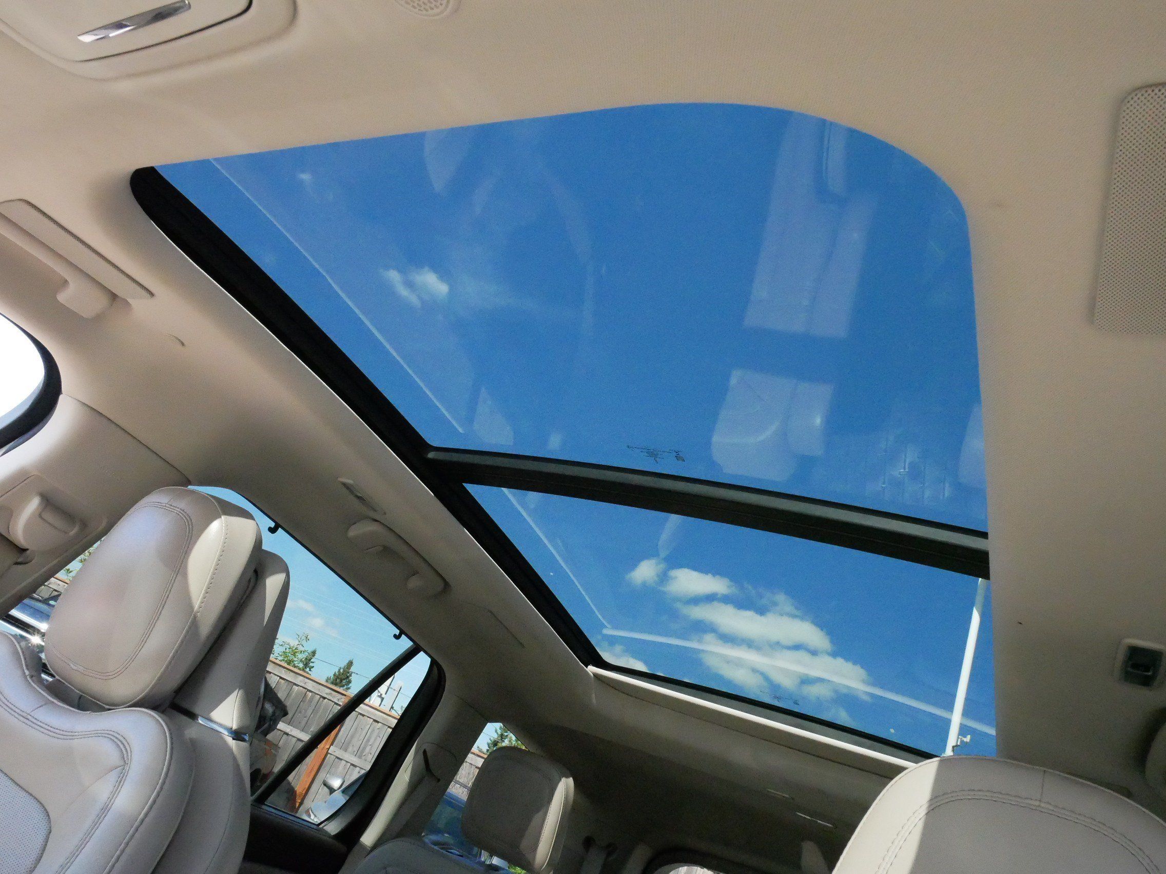 Used 2022 Lincoln Aviator Reserve w/ Equipment Group 201A AWD/4WD image 31