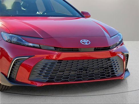 New 2026 Toyota Camry SE image 24