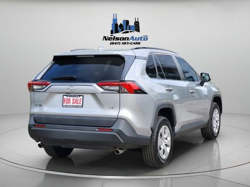 Used 2020 Toyota RAV4 LE w/ Carpet Mat Package FWD image 4