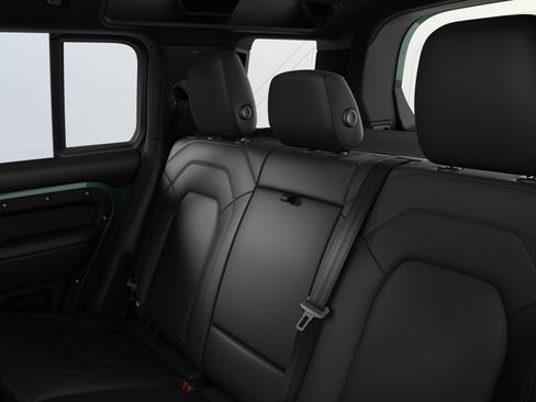 New 2026 Land Rover Defender 110 AWD/4WD image 7
