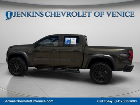 Used 2024 Chevrolet Colorado Trail Boss w/ Advanced Trailering Package AWD/4WD image 9
