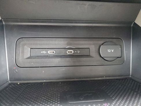 Certified 2023 Volkswagen Atlas SE image 21