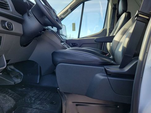 New 2026 Ford Transit 250 148 Medium Roof image 16