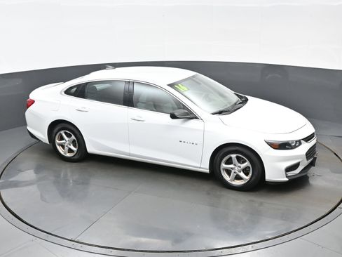 Used 2016 Chevrolet Malibu LS FWD image 36