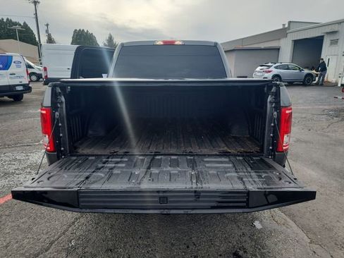 Used 2015 Ford F150 XLT w/ Trailer Tow Package image 28