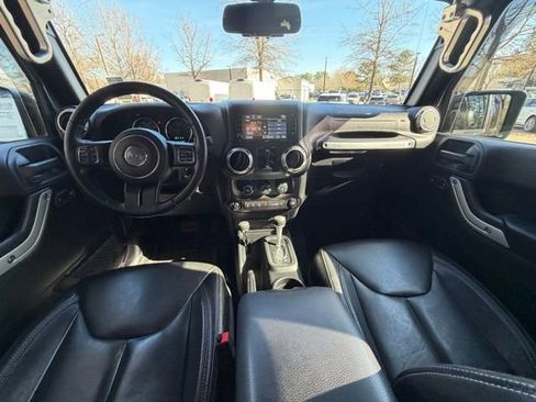 Used 2017 Jeep Wrangler Unlimited Sahara w/ Max Tow Package image 6