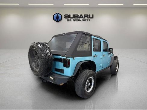 Used 2017 Jeep Wrangler Unlimited Sport w/ Connectivity Group AWD/4WD image 5