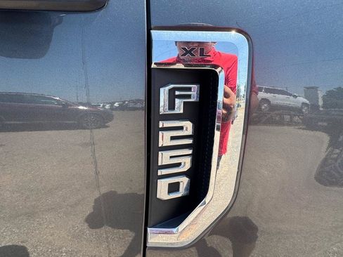 Used 2020 Ford F250 XL w/ Power Equipment Group RWD image 16