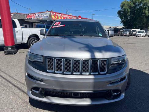 Used 2015 Jeep Grand Cherokee SRT w/ Luxury Group II AWD/4WD image 2
