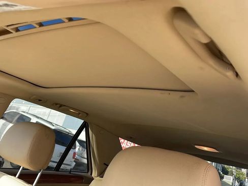 Used 2007 Mercedes-Benz ML 350 suv image 22