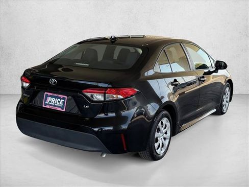 Used 2025 Toyota Corolla LE FWD image 6