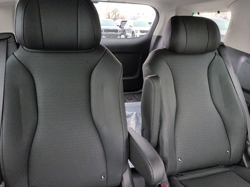 New 2026 Kia Carnival SX Prestige image 8