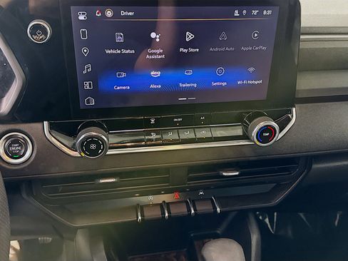 Used 2024 Chevrolet Colorado W/T image 18