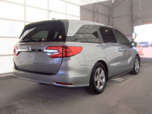 Used 2019 Honda Odyssey EX-L image 4