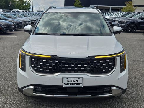 New 2026 Kia Carnival SX image 2