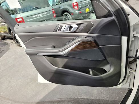 Used 2020 BMW X5 xDrive40i w/ Premium Package image 28