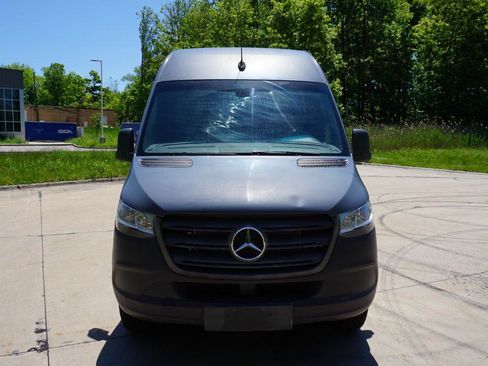 Used 2019 Mercedes-Benz Sprinter 170 image 9