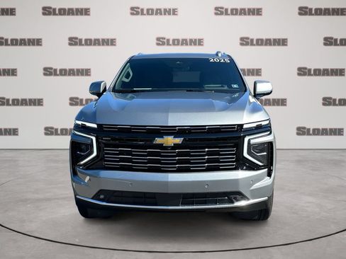 Used 2025 Chevrolet Tahoe High Country AWD/4WD image 8