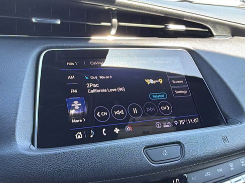 Used 2020 Cadillac XT4 Premium Luxury FWD image 15