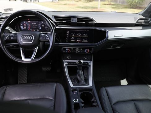Used 2021 Audi Q3 2.0T Premium w/ Convenience Package AWD/4WD image 25