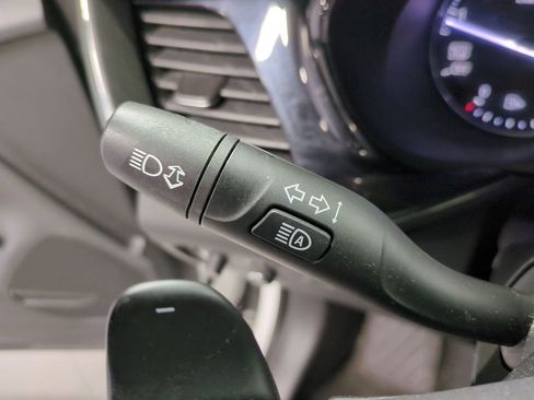 Used 2022 Buick Envision Essence w/ Sport Touring Package image 27