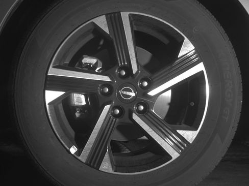 Used 2025 Nissan Sentra SV image 12