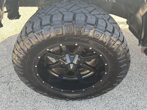 Used 2015 RAM 1500 Lone Star AWD/4WD image 12