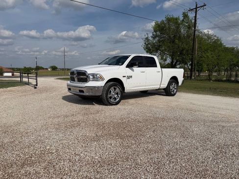 Used 2019 RAM 1500 Big Horn image 3
