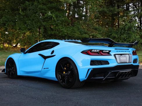 Used 2025 Chevrolet Corvette Z06 w/ Stealth Interior Trim Package image 55