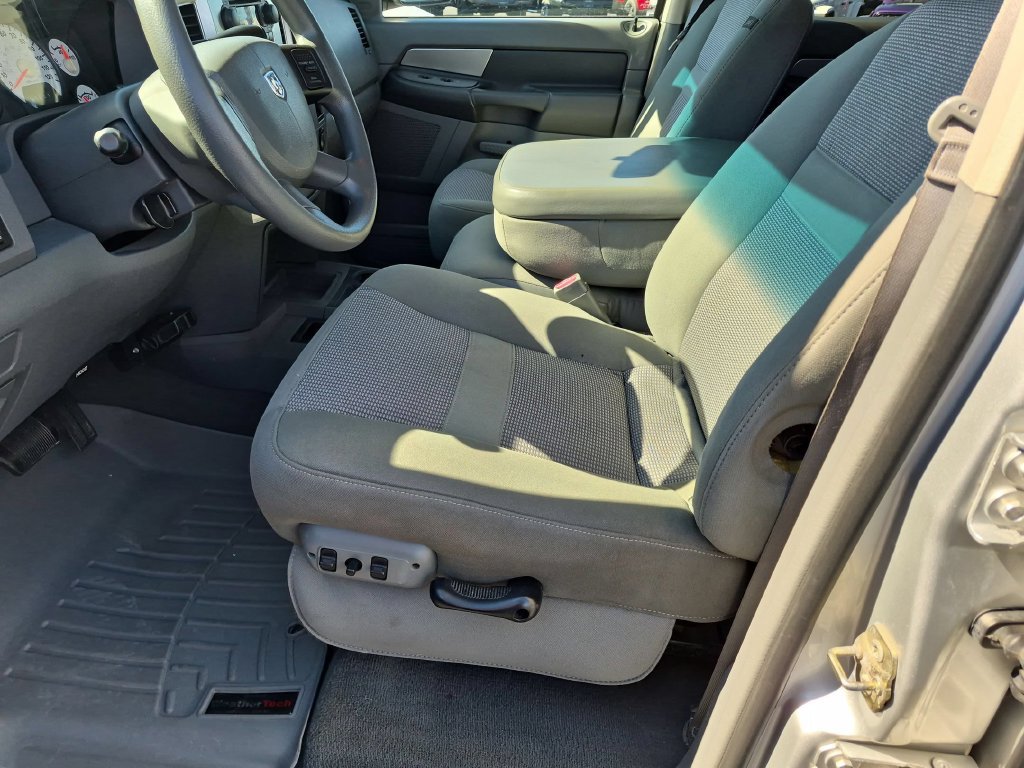 Used 2007 Dodge Ram 3500 Truck SLT AWD/4WD image 11