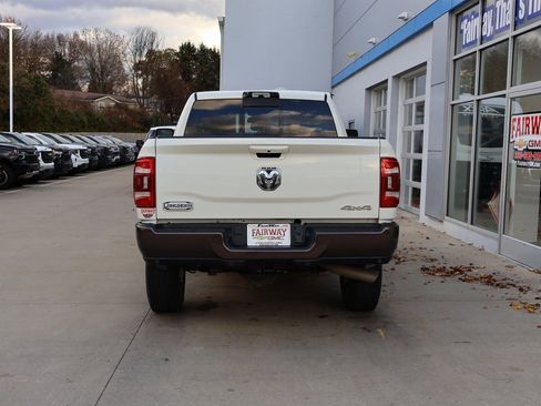 Used 2024 RAM 2500 Limited w/ Towing Technology Group image 9