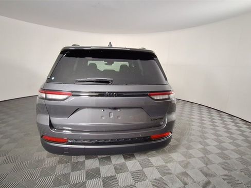 New 2025 Jeep Grand Cherokee Limited w/ Black Appearance Package image 5