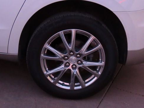 Used 2022 Buick Enclave Essence w/ Experience Buick Package image 39