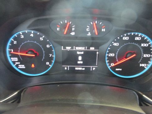 Used 2018 Chevrolet Equinox LT image 20