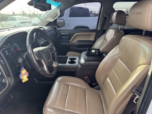 Used 2017 GMC Sierra 1500 Denali w/ Denali Ultimate Package image 9