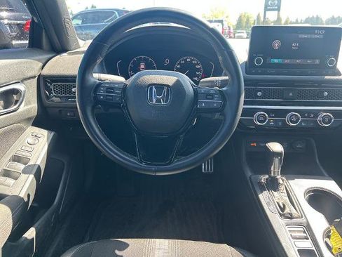 Used 2025 Honda Civic Sport image 8