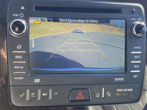 Used 2016 Chevrolet Traverse LTZ image 27