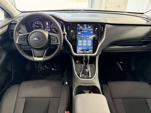 Used 2025 Subaru Outback Premium AWD/4WD image 12