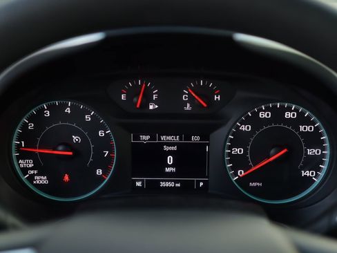 Used 2025 Chevrolet Malibu LT FWD image 11