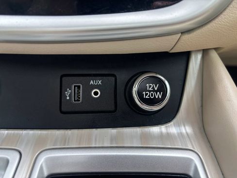 Used 2018 Nissan Murano Platinum FWD image 42