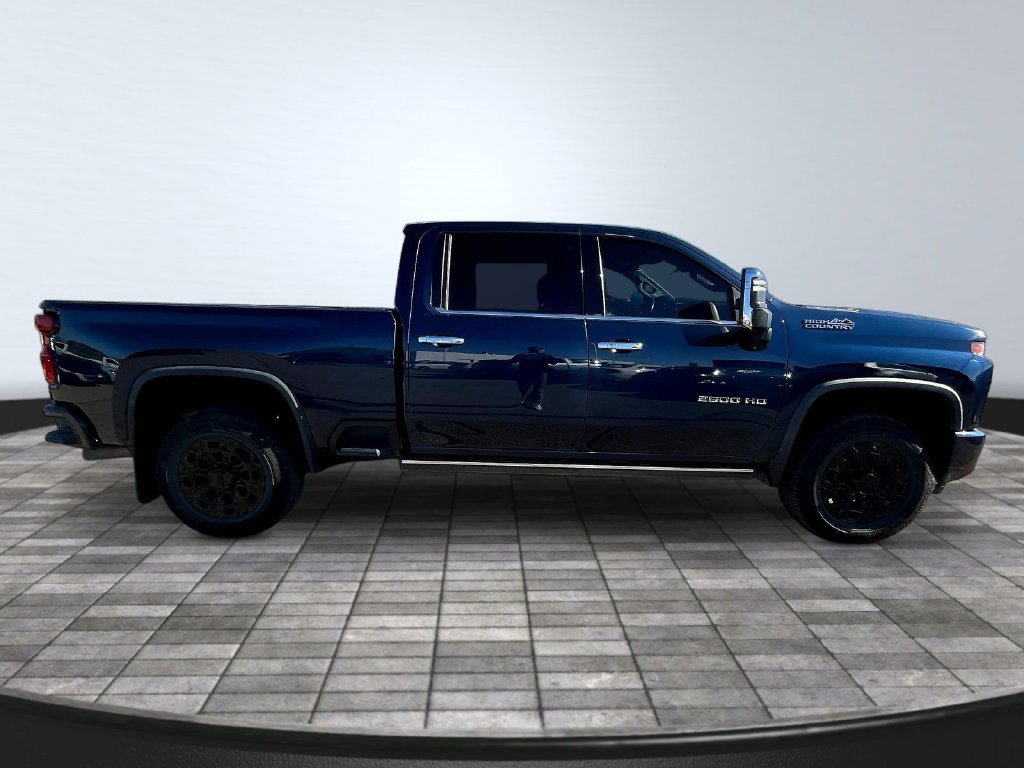 Used 2022 Chevrolet Silverado 2500 High Country AWD/4WD image 8