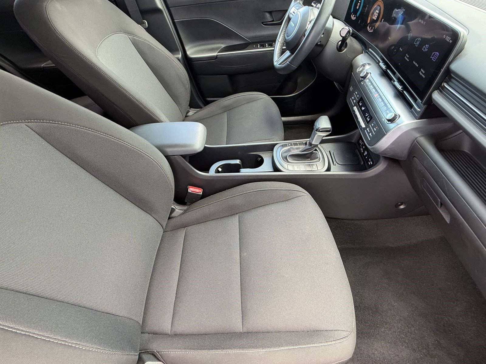 Used 2026 Hyundai Kona SEL Sport FWD image 28