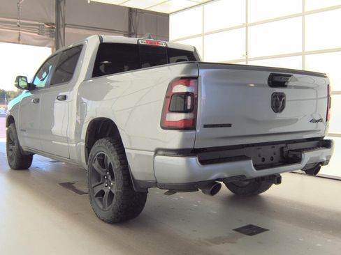 Used 2023 RAM 1500 Big Horn AWD/4WD image 7